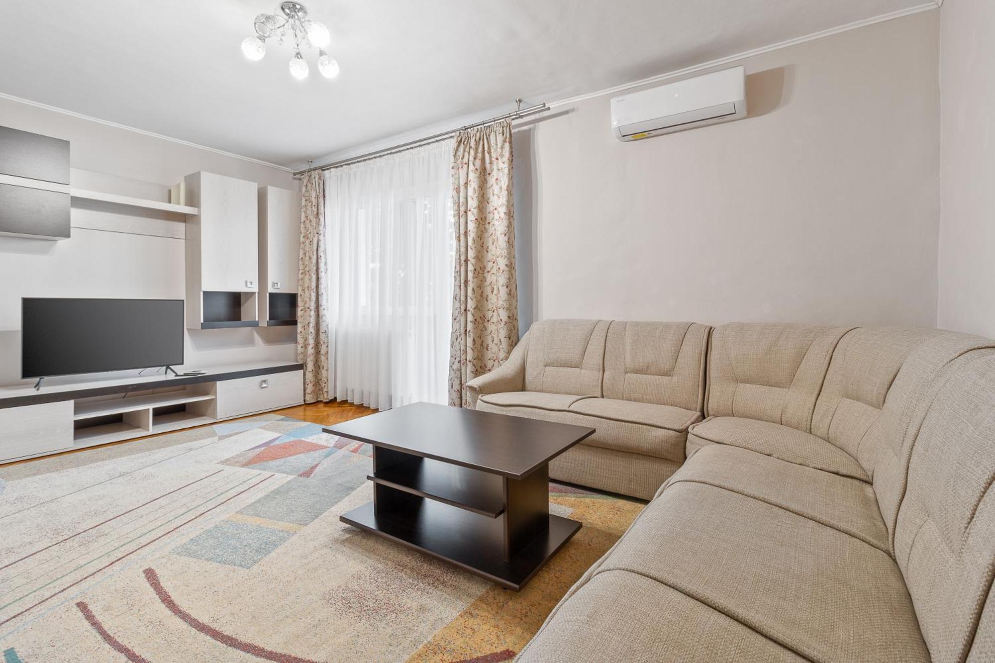 Apartament Helena オラデア エクステリア 写真