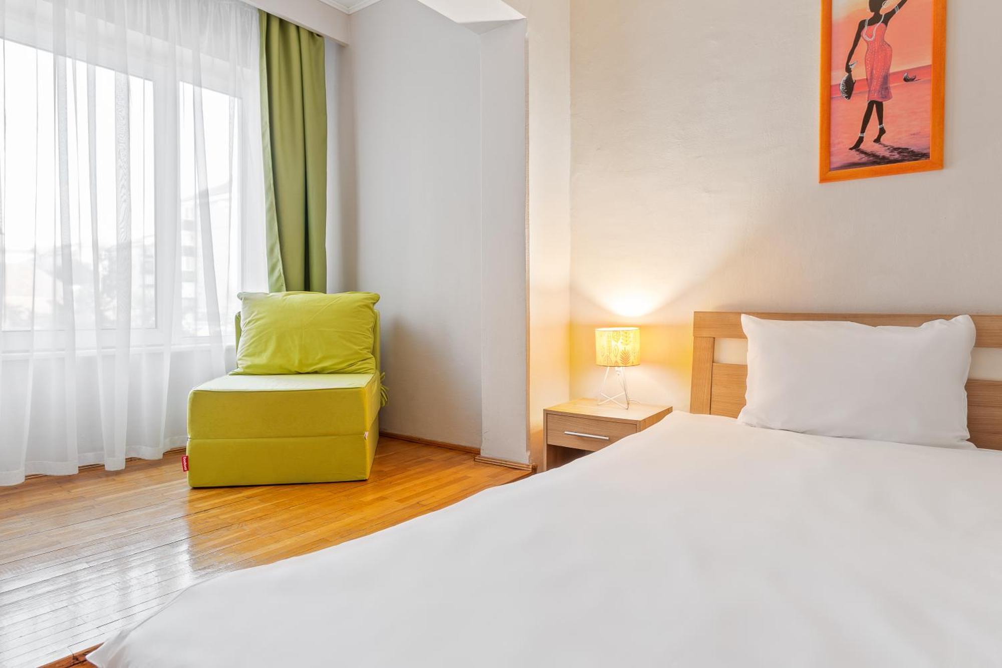 Apartament Helena オラデア エクステリア 写真