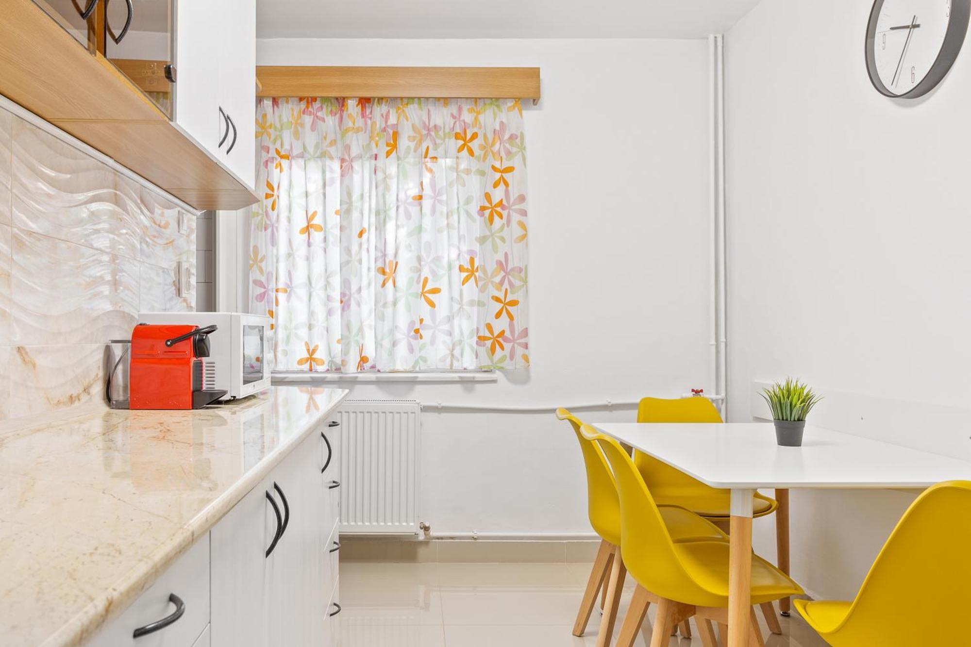 Apartament Helena オラデア エクステリア 写真