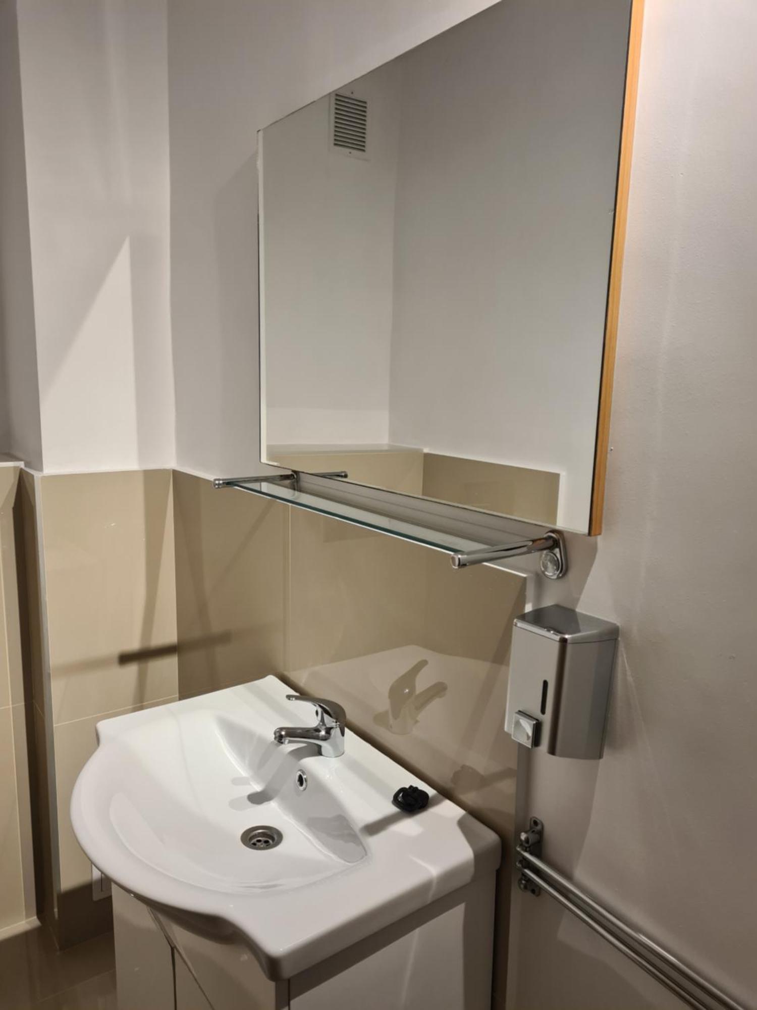 Apartament Helena オラデア 部屋 写真